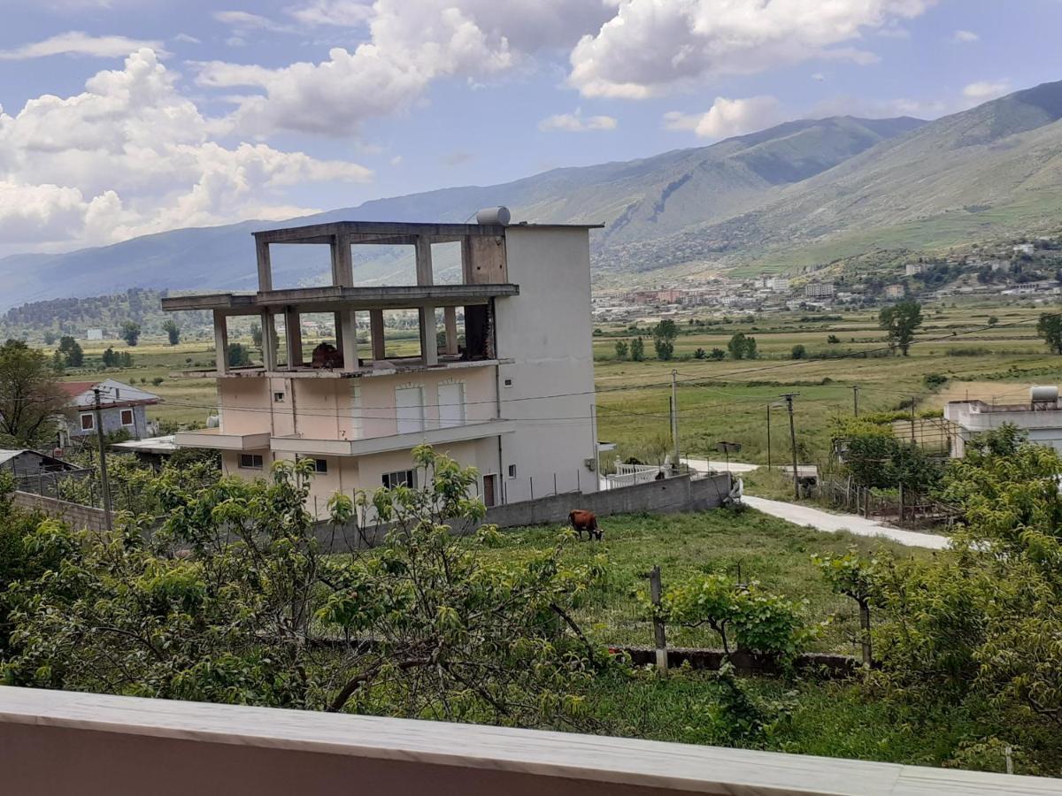 Ferienhaus Kanushi House *